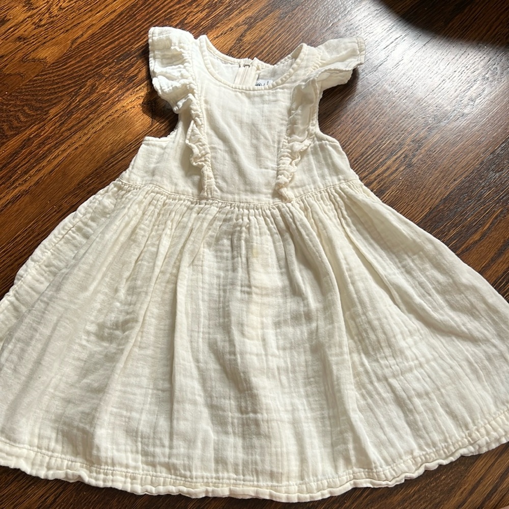 Adorable Petit Bateau girls ivory 100% cotton dress.